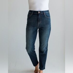 Chrissy Classic Vintage Jeans - Size 11